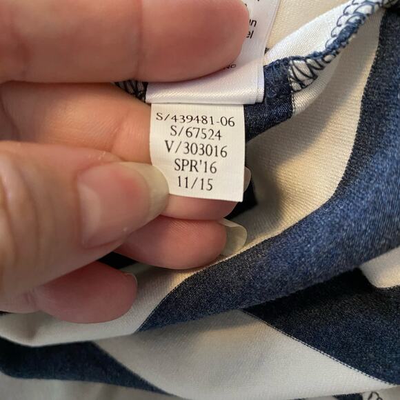 Athleta Skirt Womens Size Small Navy Blue Ribbon Stripe Nautical Midi Super soft - Picture 5 of 5